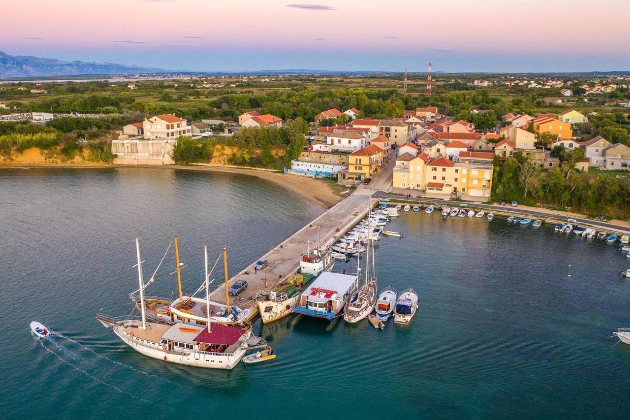 Apartments By The Sea Privlaka, Zadar - 14816 Exterior photo