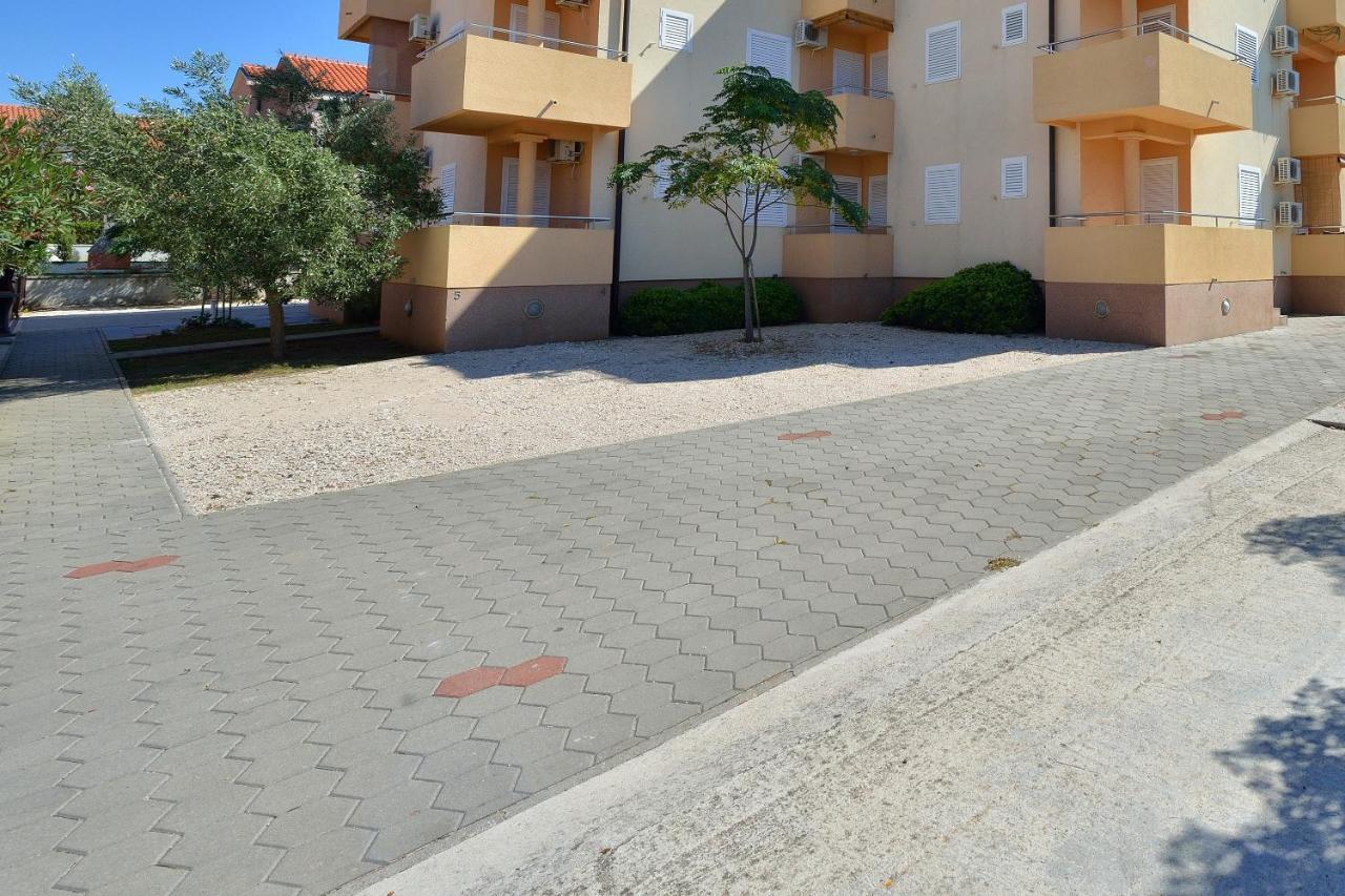 Apartments By The Sea Privlaka, Zadar - 14816 Exterior photo
